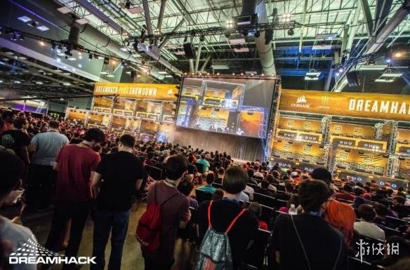 下半场换到 下半场换到